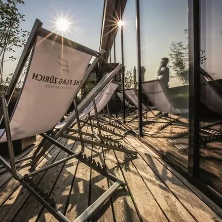 Szálloda The Flag 3*