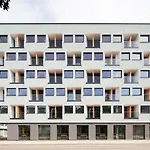 The Flag Hotel 3*