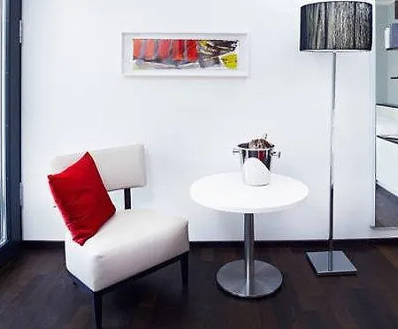 The Flag Hotel 3*