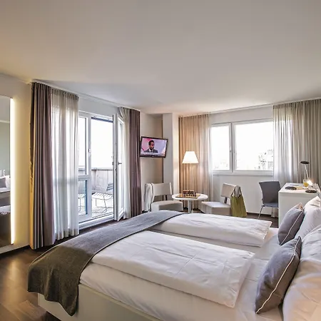 Otel The Flag