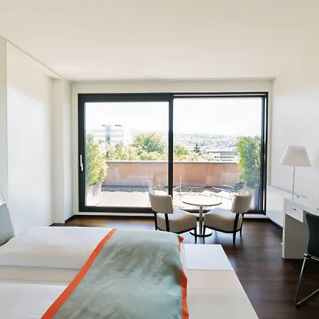 The Flag 2* Ζυρίχη